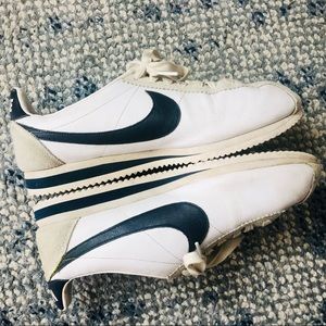 Nike Cortez shoes (Navy, white, red)
